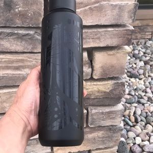 Starbucks bottle matte black and gloss bottle